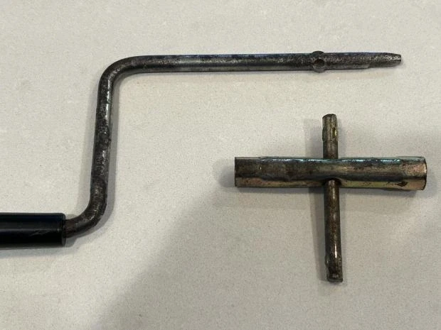 Parts & Memorabilia Tools - Image 6 of 10