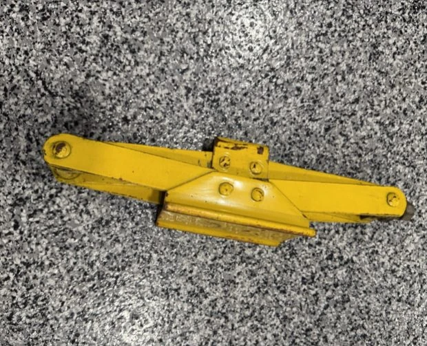 Parts & Memorabilia Tools - Image 5 of 6