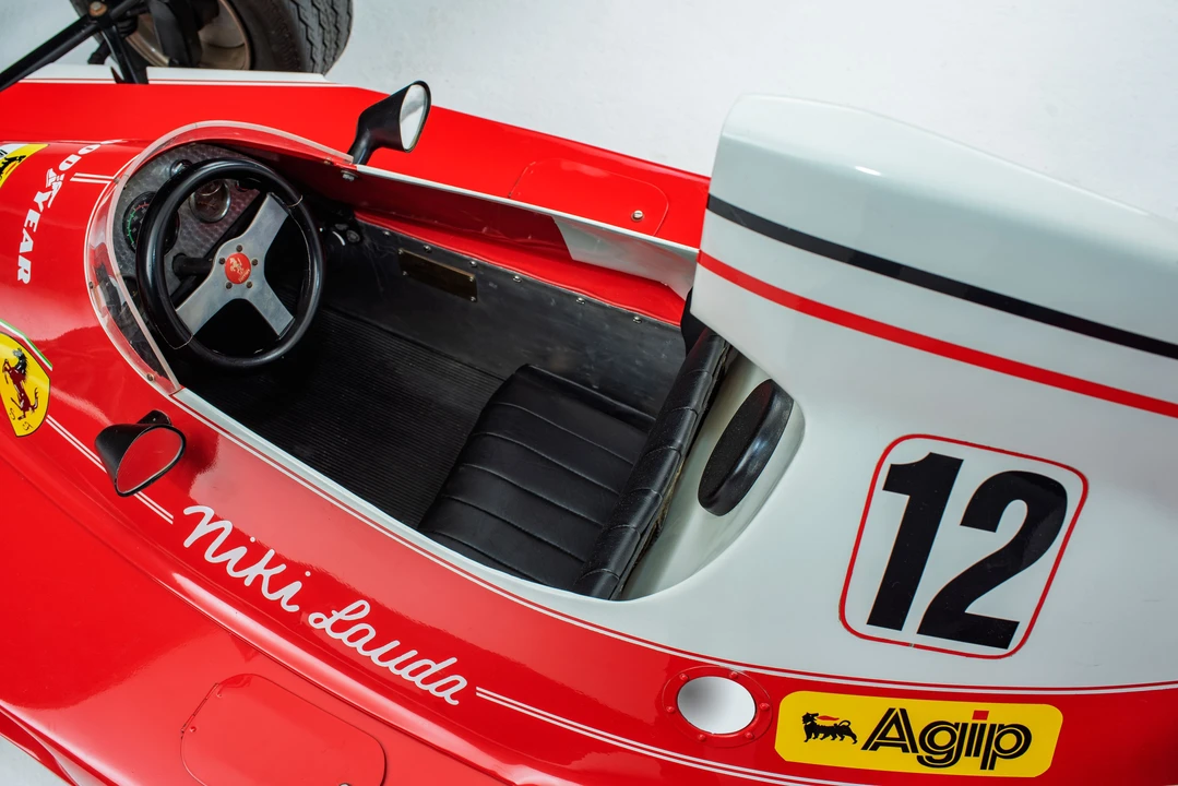 Ferrari Replica - Image 8 of 9