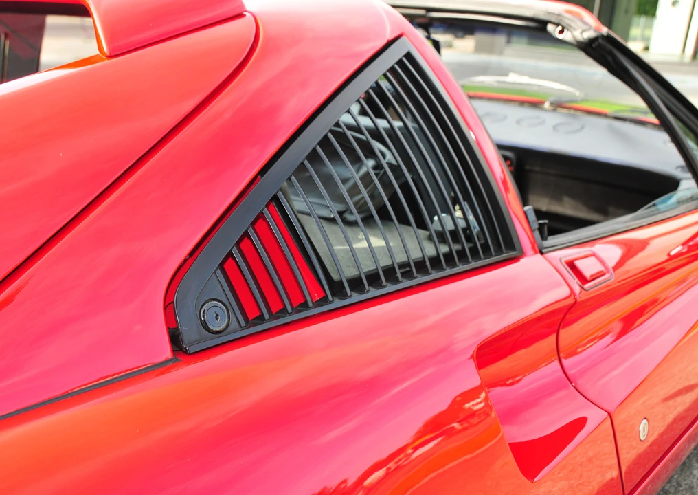 Ferrari 328 GTS - Image 25 of 29