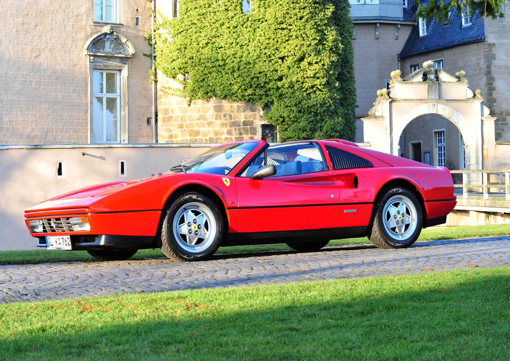 Ferrari 328 GTS - Image 3 of 29