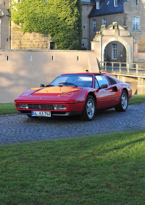 Ferrari 328 GTS - Image 6 of 29