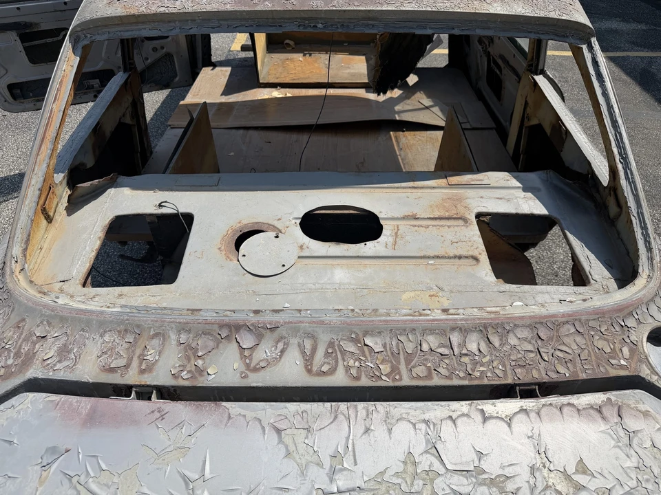 Parts & Memorabilia Bodywork - Image 23 of 31