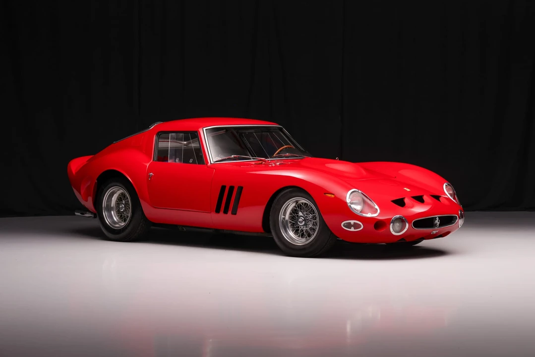 Ferrari 330 GT 2+2 - Image 8 of 31