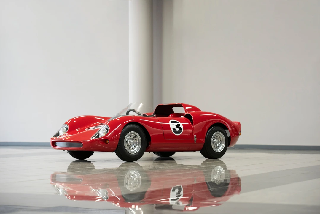 Ferrari Replica - Image 2 of 16