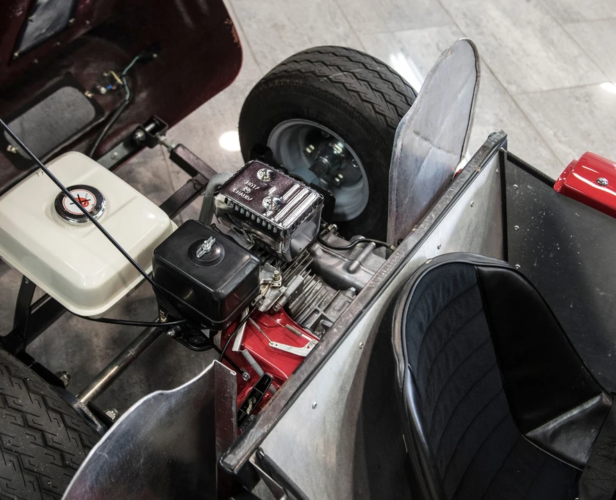 Ferrari Replica - Image 15 of 16