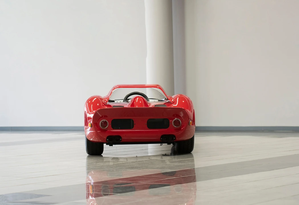 Ferrari Replica - Image 7 of 16