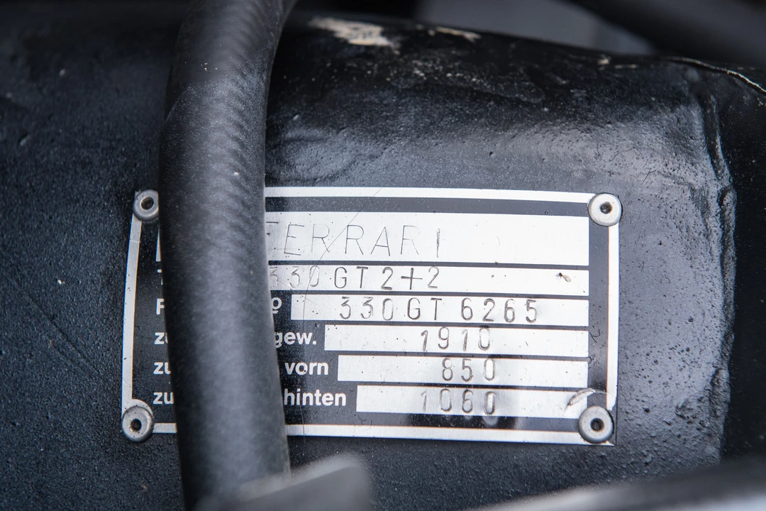 Ferrari 330 GT 2+2 - Image 15 of 24