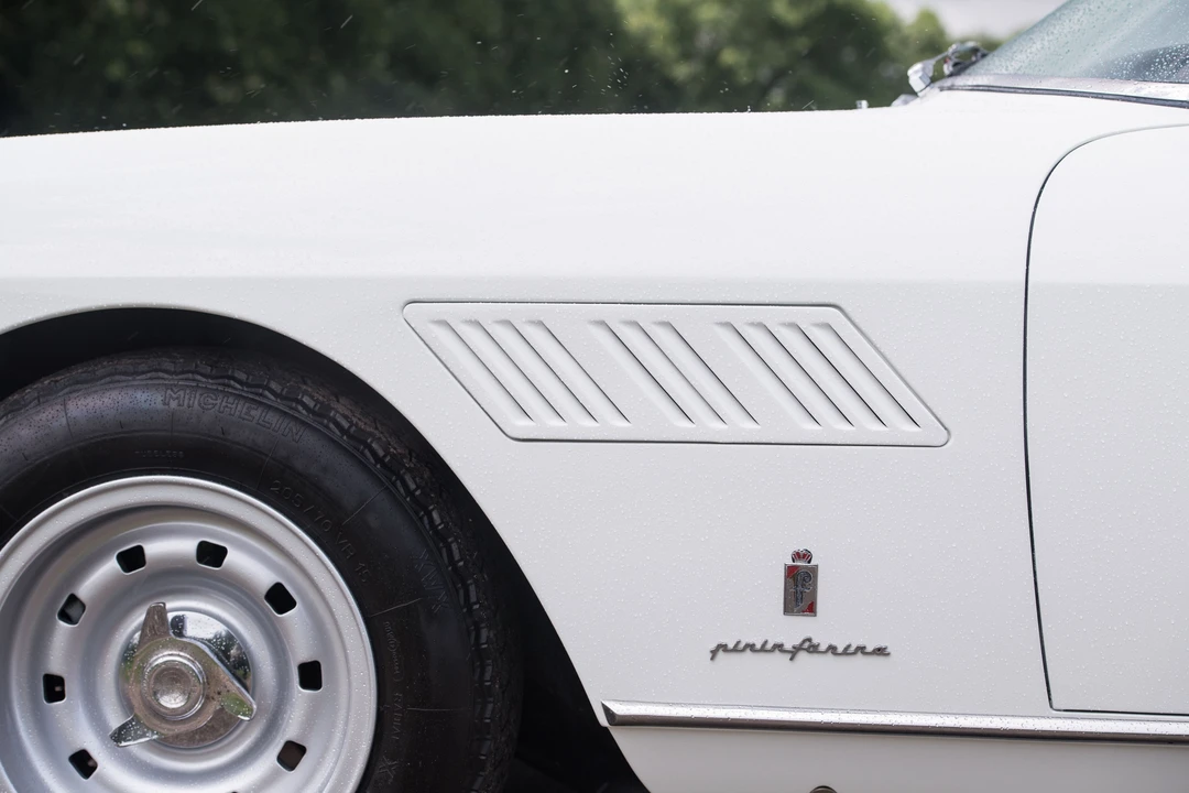 Ferrari 330 GT 2+2 - Image 23 of 24