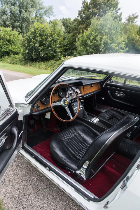 Ferrari 330 GT 2+2 - Image 10 of 24