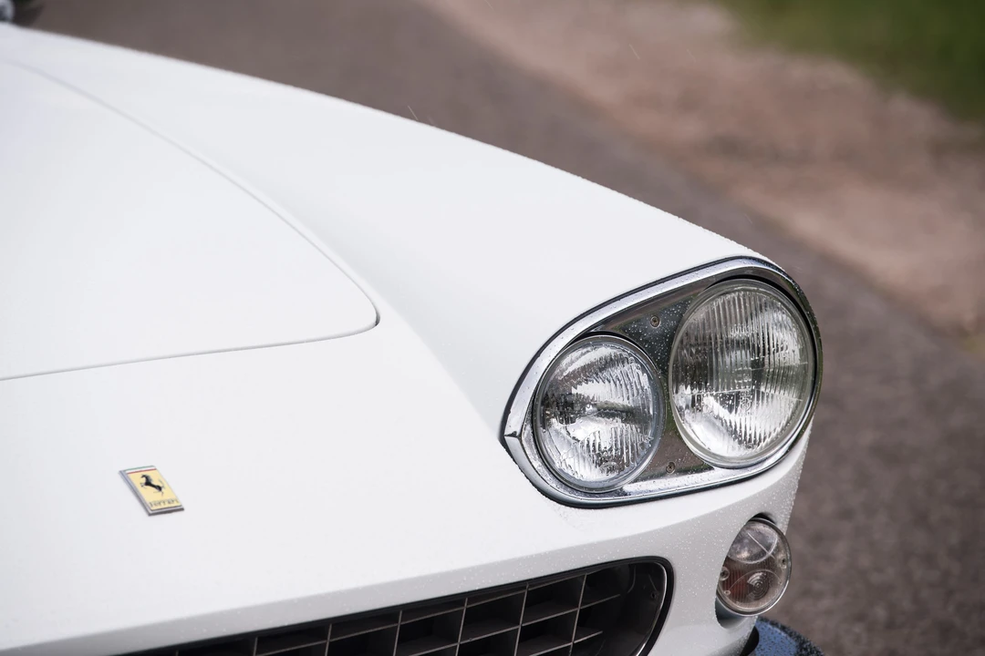 Ferrari 330 GT 2+2 - Image 21 of 24