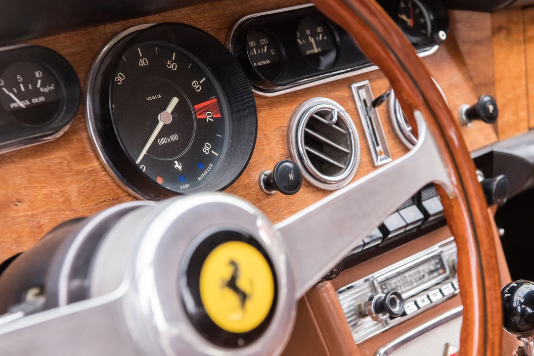 Ferrari 330 GT 2+2 - Image 12 of 24