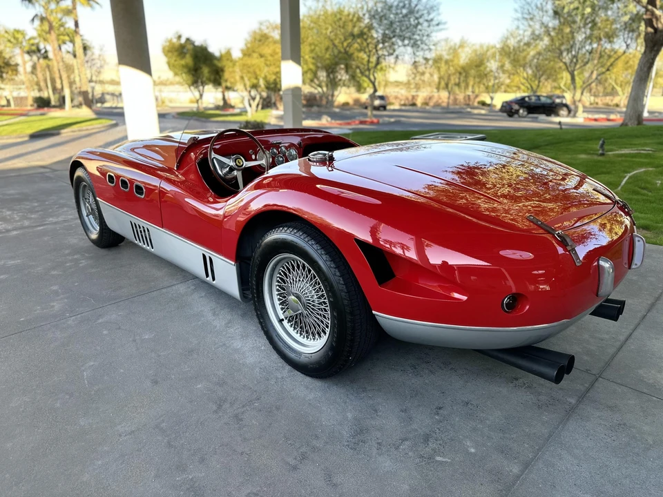 Ferrari Replica - Image 7 of 31