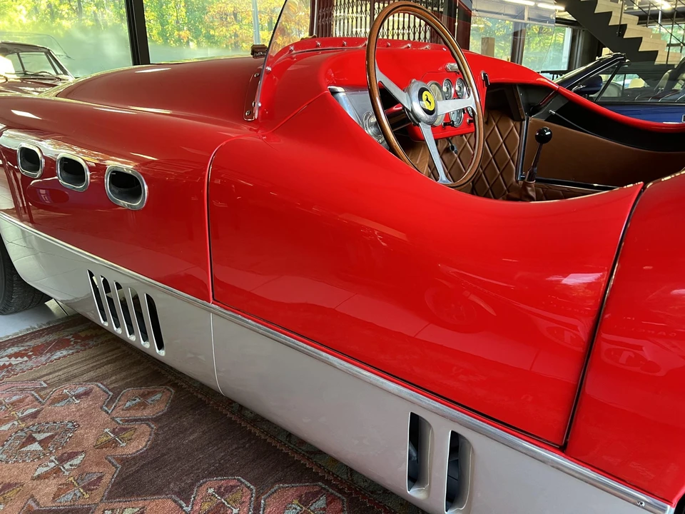 Ferrari Replica - Image 26 of 31