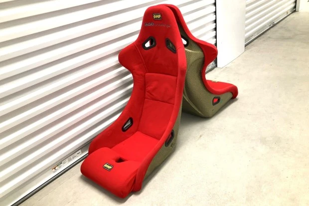 Parts & Memorabilia Seats & Interior - Image 2 of 4