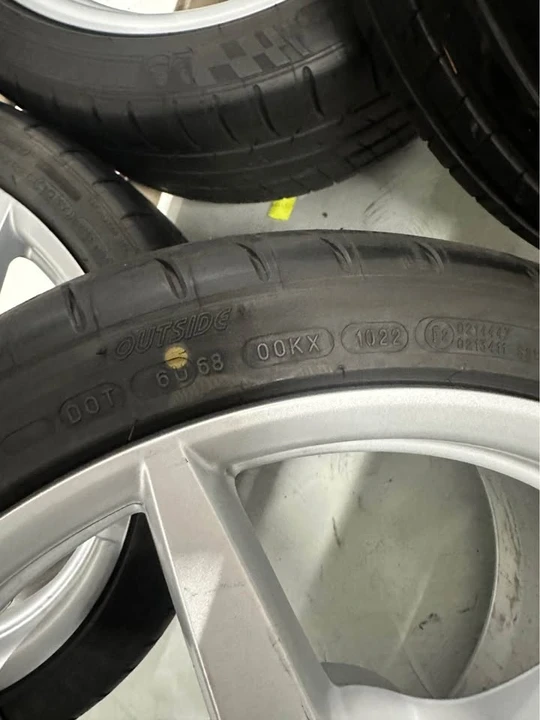Parts & Memorabilia Wheels - Image 3 of 6