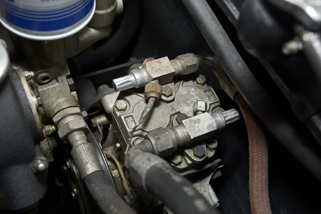 Ferrari 365 GT 2+2 - Image 16 of 29
