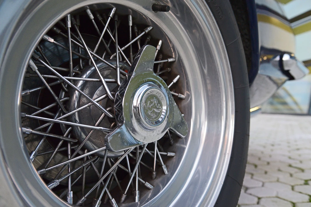 Ferrari 365 GT 2+2 - Image 23 of 29