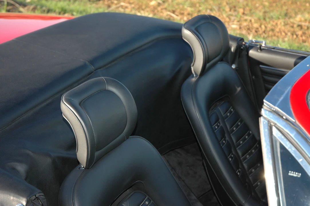 Ferrari Daytona Spider - Image 8 of 25
