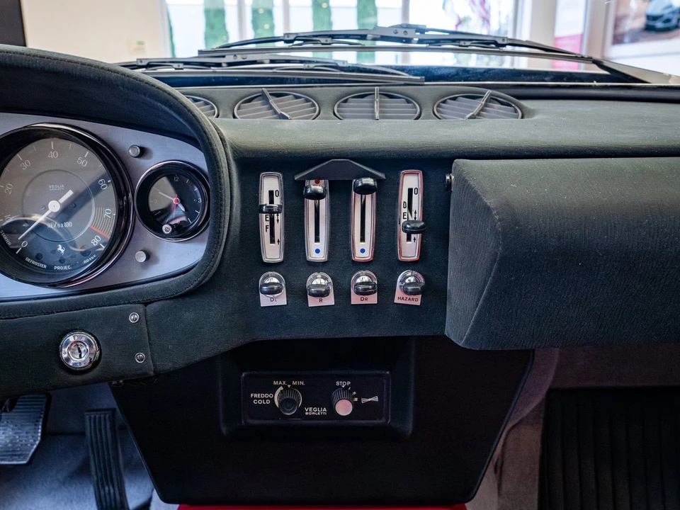 0 Ferrari Daytona Berlinetta - Image 14 of 25