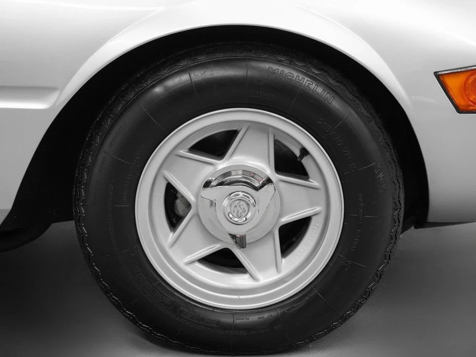 0 Ferrari 365 - Image 11 of 31
