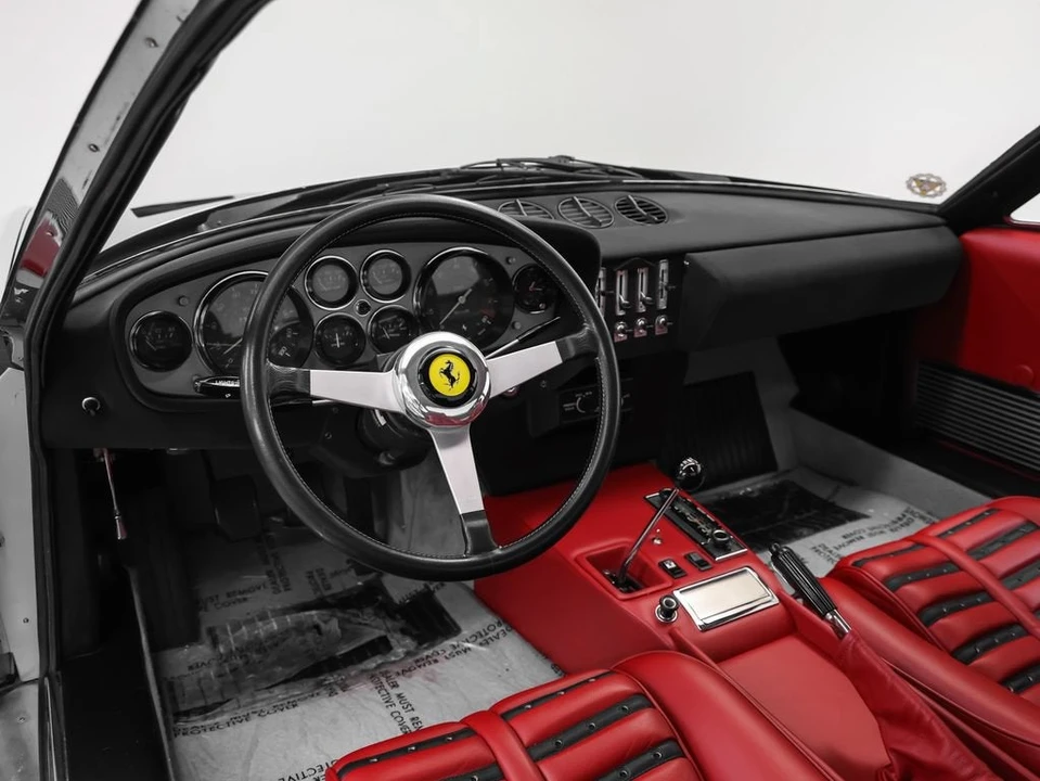 0 Ferrari 365 - Image 2 of 31