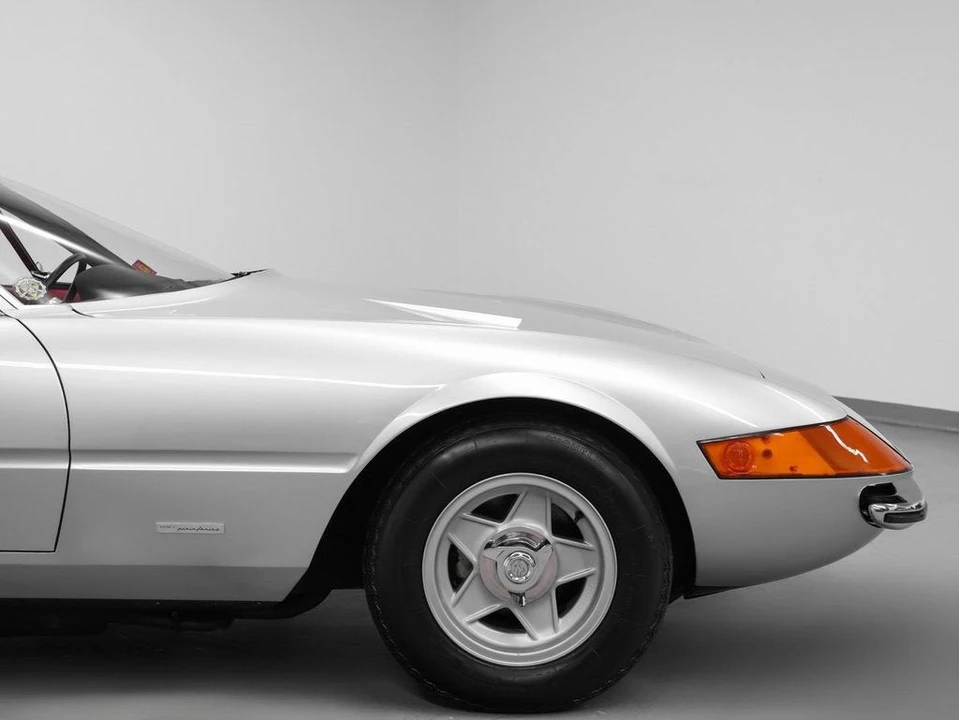 0 Ferrari 365 - Image 10 of 31