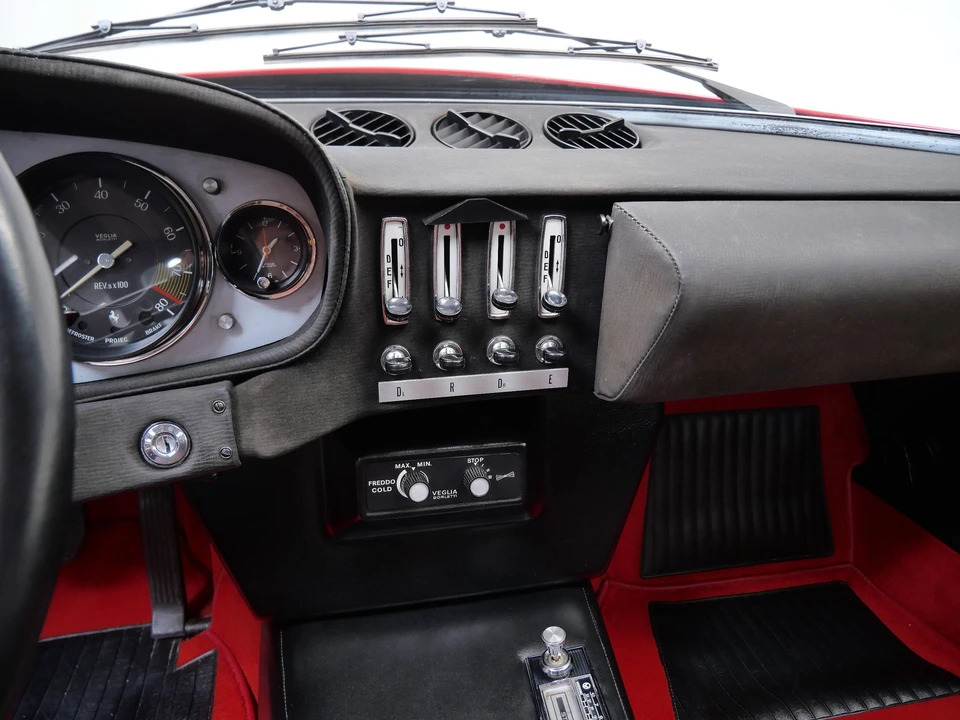 0 Ferrari 365 - Image 25 of 31