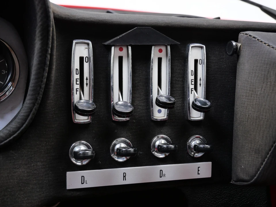 0 Ferrari 365 - Image 28 of 31