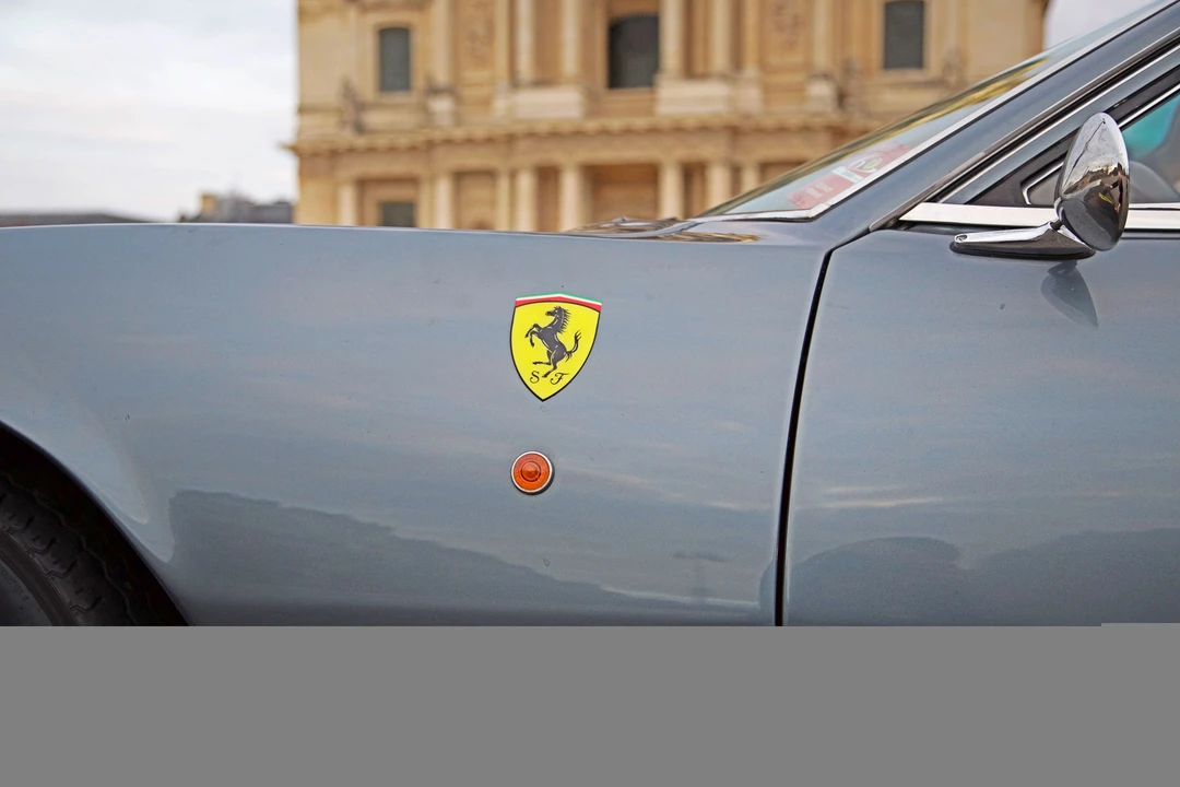 Ferrari 365 GTC/4 - Image 20 of 30