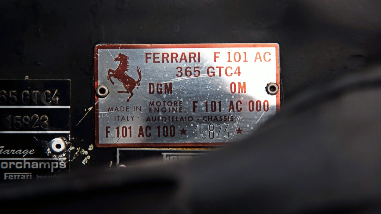 Ferrari 365 GTC/4 - Image 19 of 30