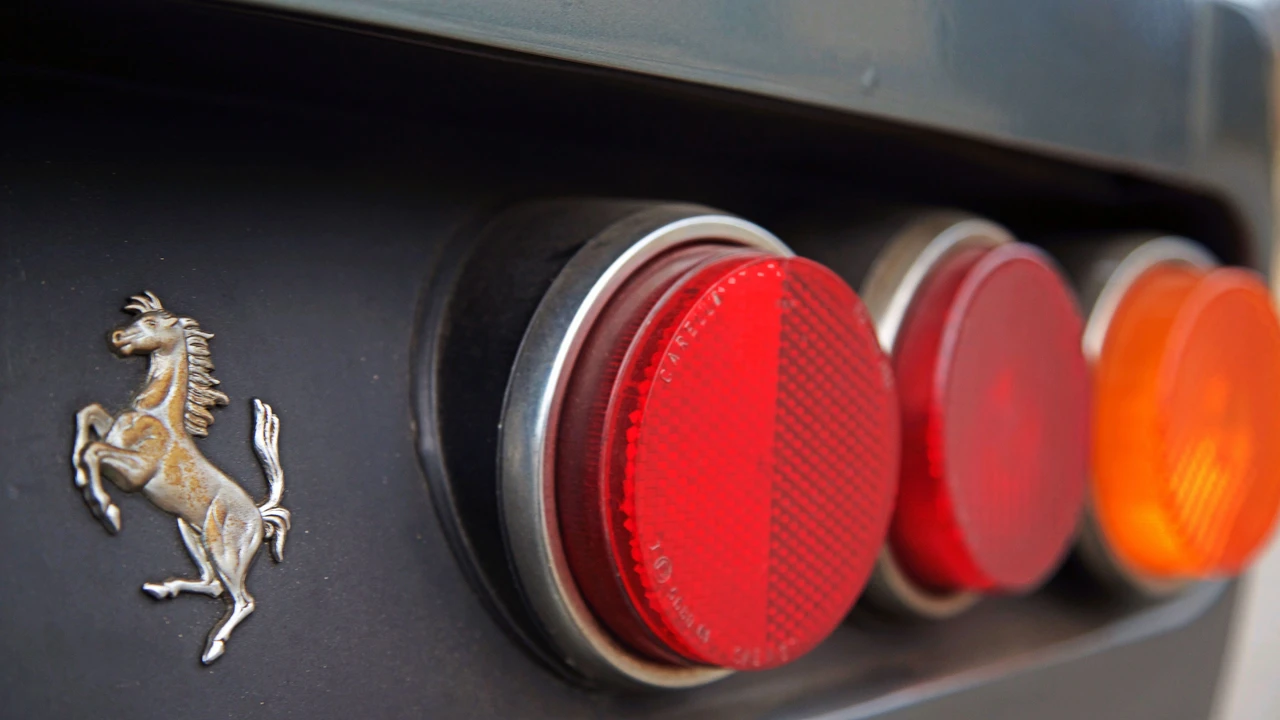 Ferrari 365 GTC/4 - Image 22 of 30