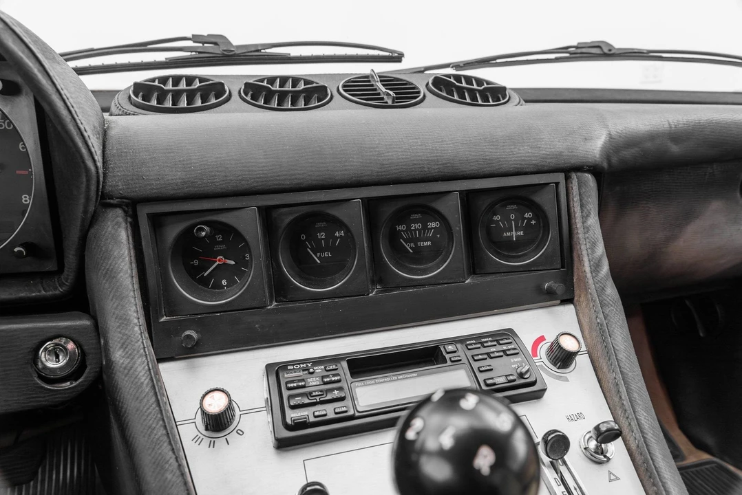 0 Ferrari 365 GTC & GTS - Image 26 of 31