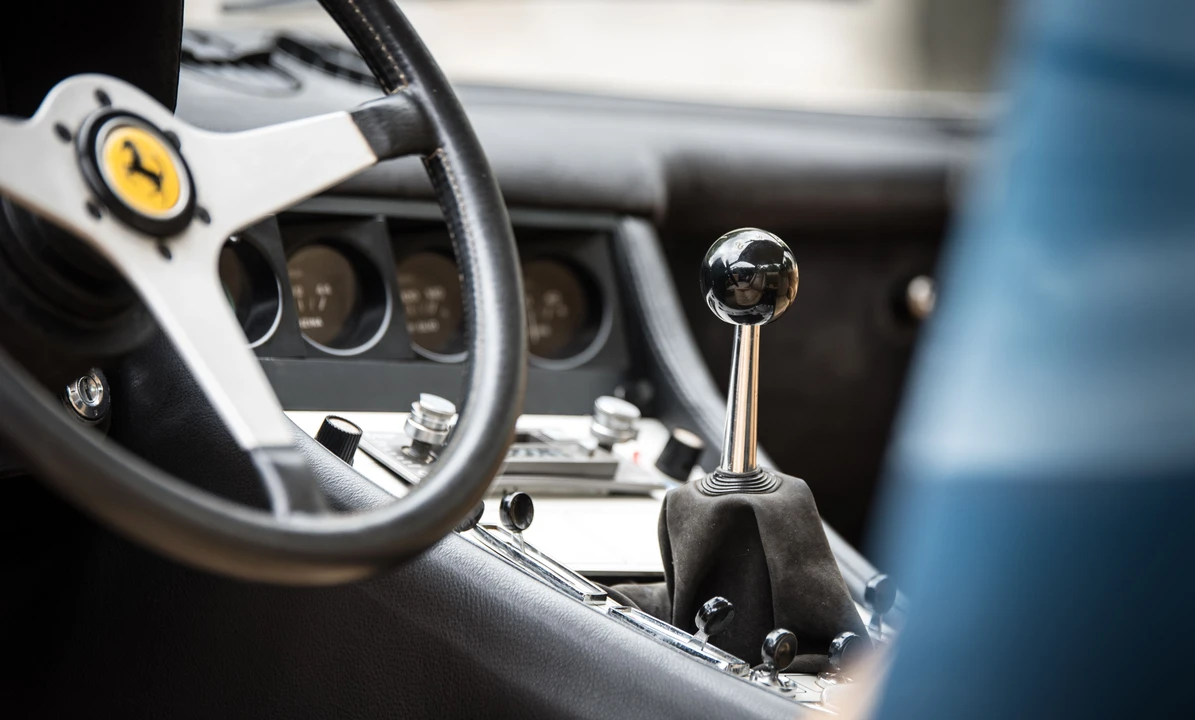 Ferrari 365 GTC/4 - Image 15 of 24