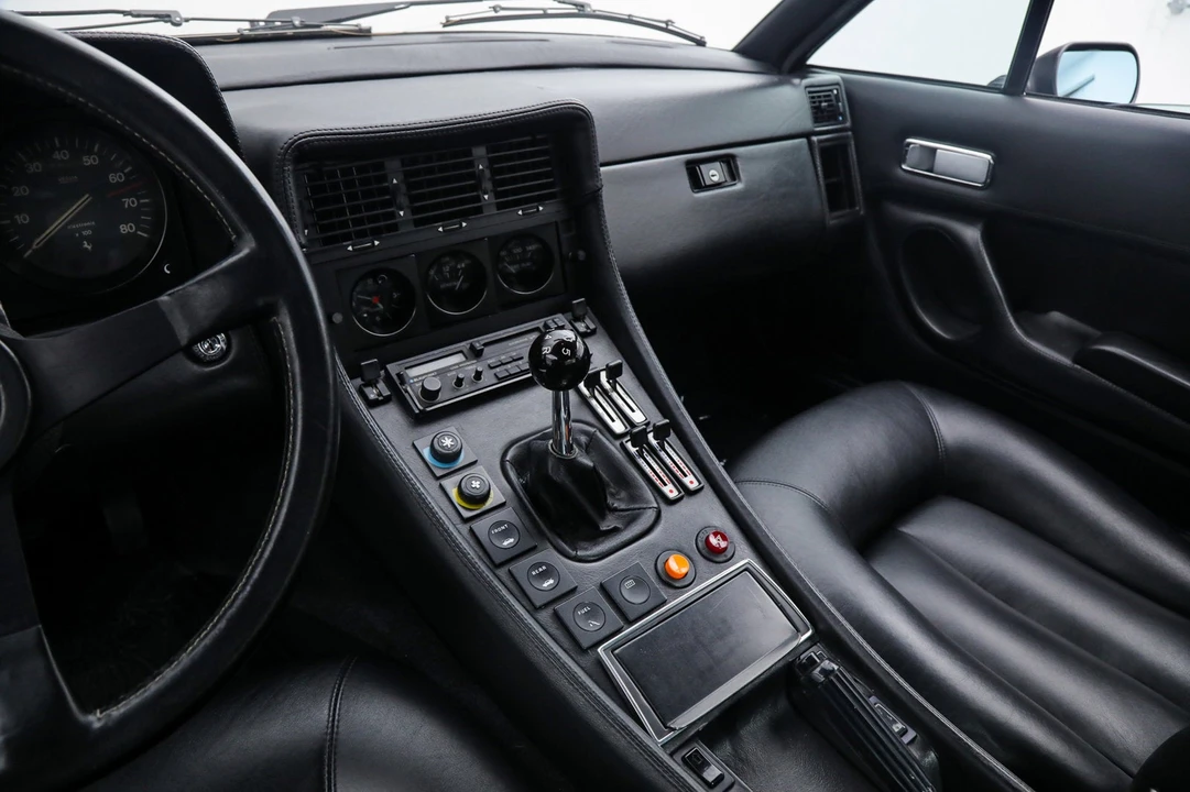 0 Ferrari 400 GT - Image 28 of 31