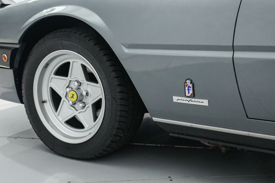 0 Ferrari 400 GT - Image 15 of 31