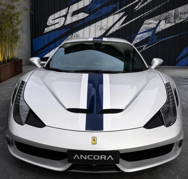 Ferrari 458 Speciale - Image 2 of 5