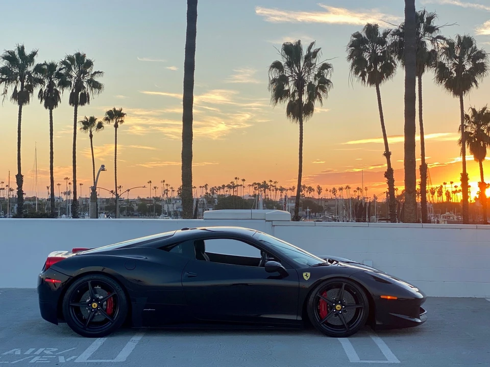 2010 Ferrari 458 Italia - Image 2 of 5