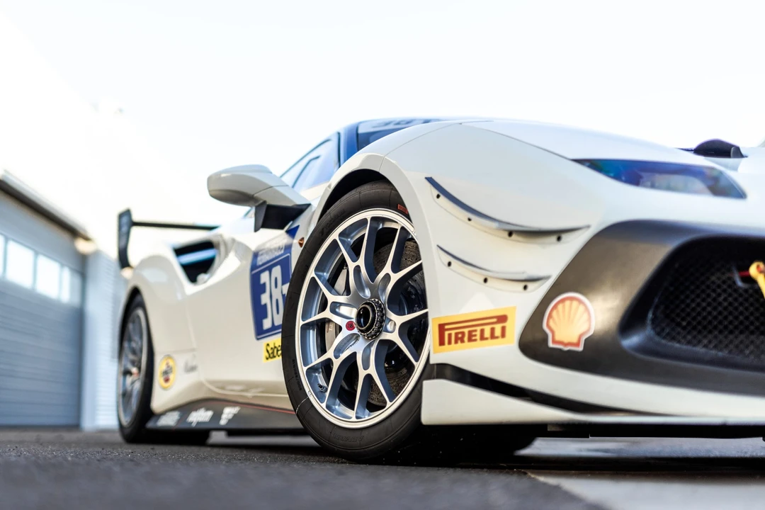 Ferrari 488 - Image 13 of 31