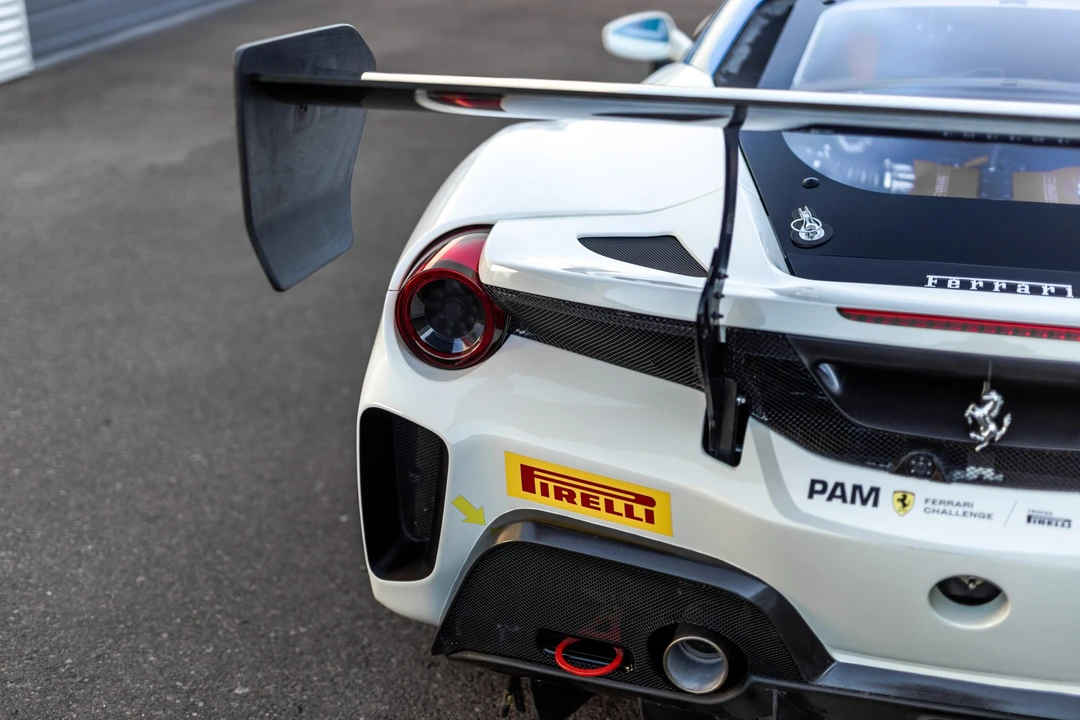 Ferrari 488 - Image 29 of 31