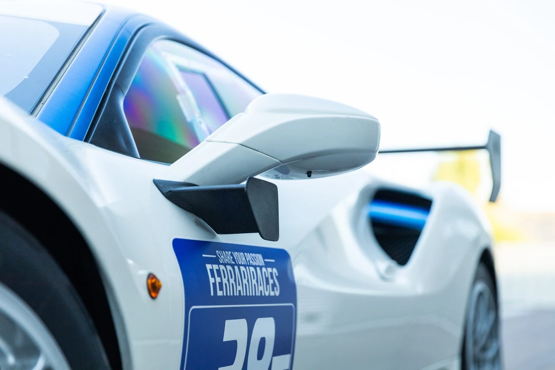 Ferrari 488 - Image 27 of 31