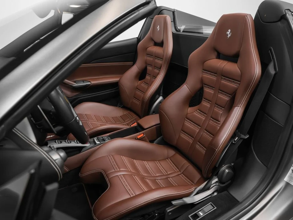 2019 Ferrari 488 Spider - Image 3 of 6