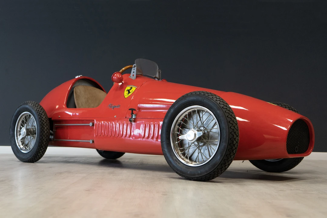 Ferrari Replica - Image 2 of 31