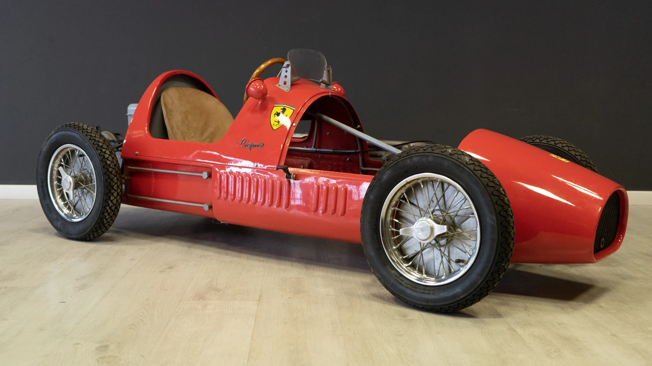 Ferrari Replica - Image 8 of 31