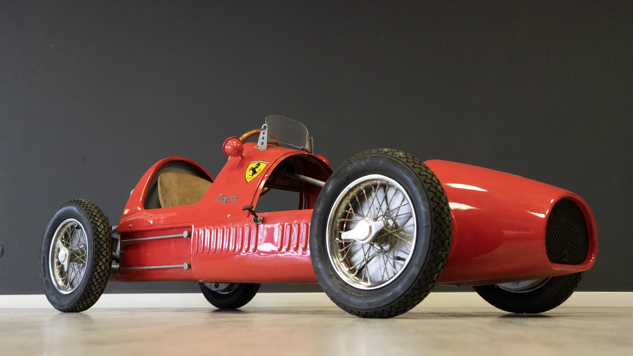 Ferrari Replica - Image 9 of 31
