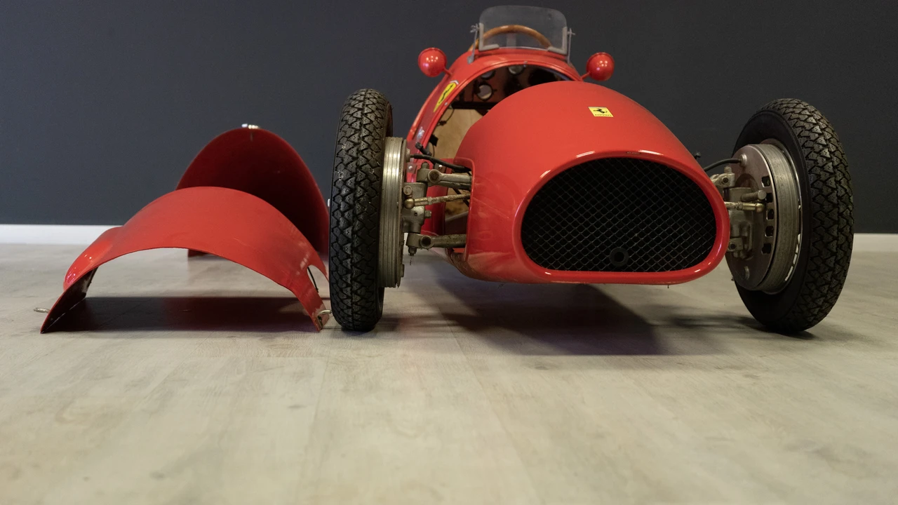 Ferrari Replica - Image 15 of 31
