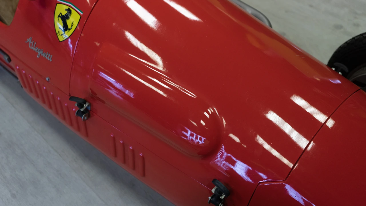 Ferrari Replica - Image 29 of 31
