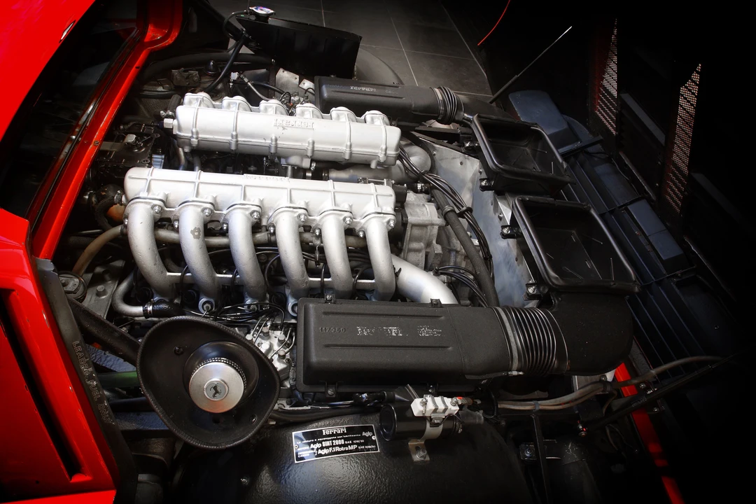 Ferrari 512 BBi - Image 9 of 13