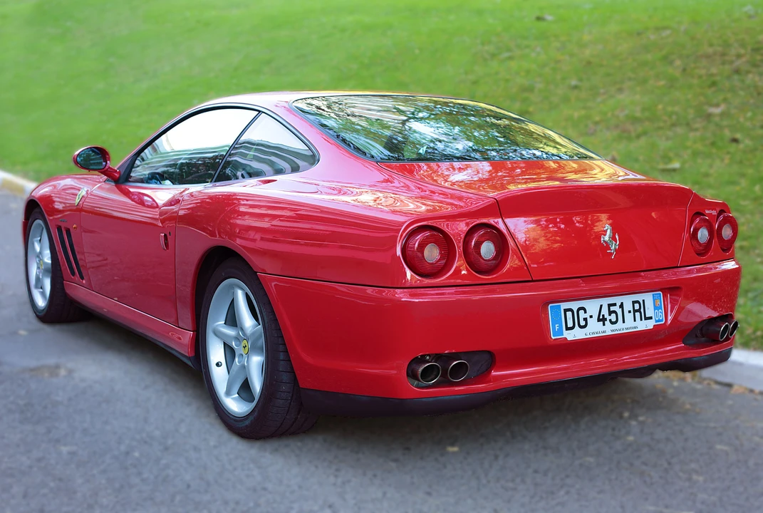 Ferrari 550 Maranello - Image 3 of 17