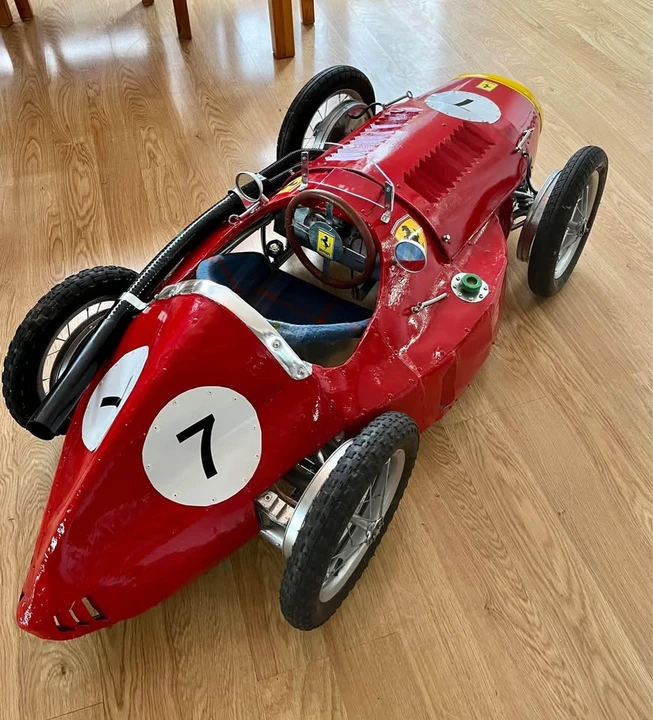Ferrari Replica - Image 3 of 5